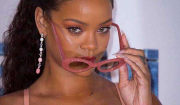 Rihanna-Instagram.jpg