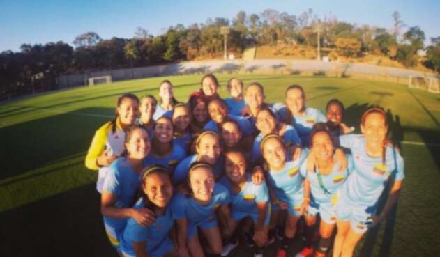 SELECCIONFEMENINACOLOMBIAOFICIALLAFM1.jpg