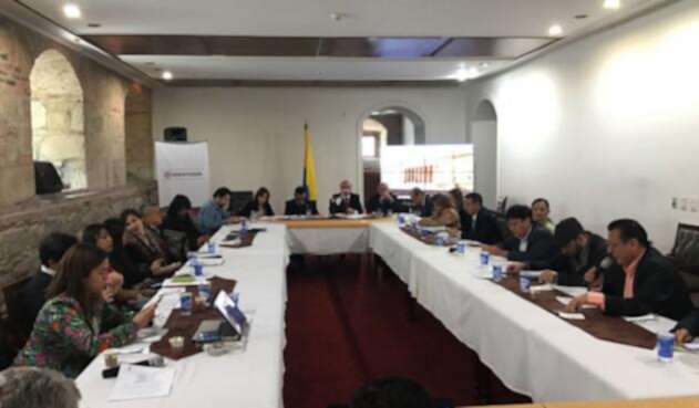 Salario-Minimo-LAFm-@cardona_blanca.jpg