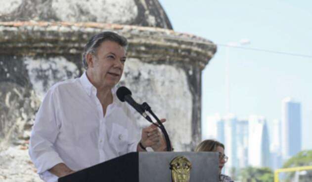 Santos-LA-FM-Presidencia-13.jpg