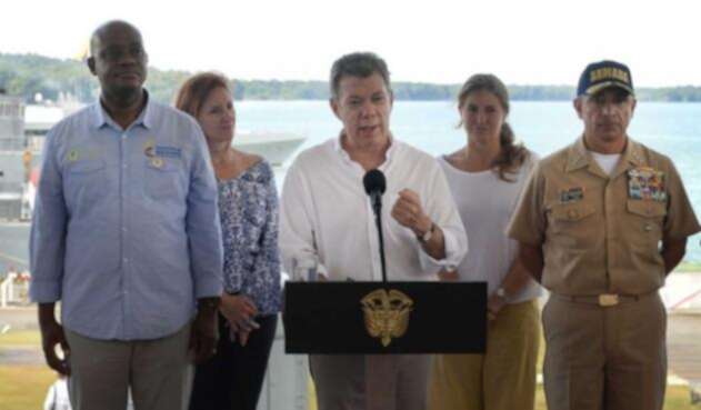 Santos-LA-FM-Presidencia-LA-FM.jpg