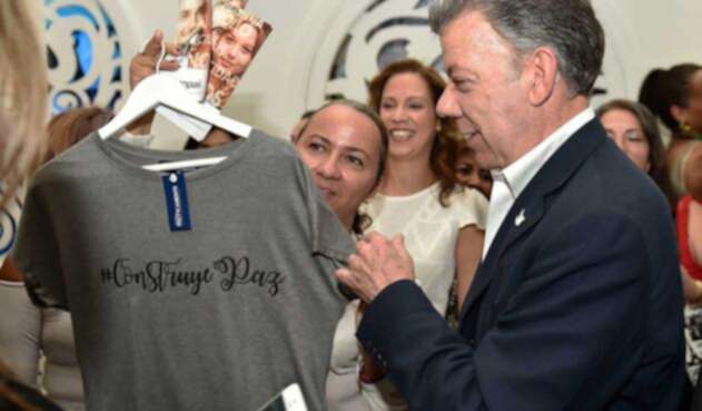 Santos-LA-FM-presidencia-1.jpg