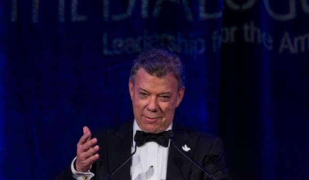 Santos-LAFm-AFP1.jpg