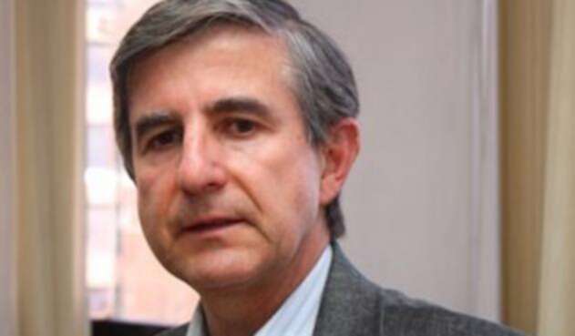 Secretarío-de-salud-de-bogotá-Luis-Gonzálo-Morales-twitter.jpg