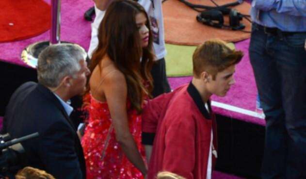 SelenaGomezJustinBieberAFP1.jpg