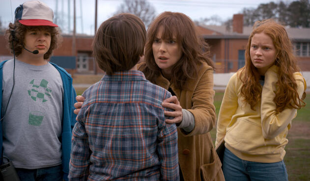 StrangerThings2FOTO1.jpg