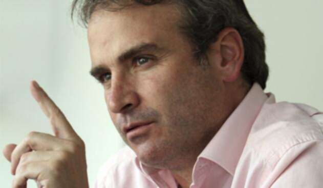 Superindustria-Pablo-Felipe-Robledo-Colprensa-Germán-Enciso.jpg