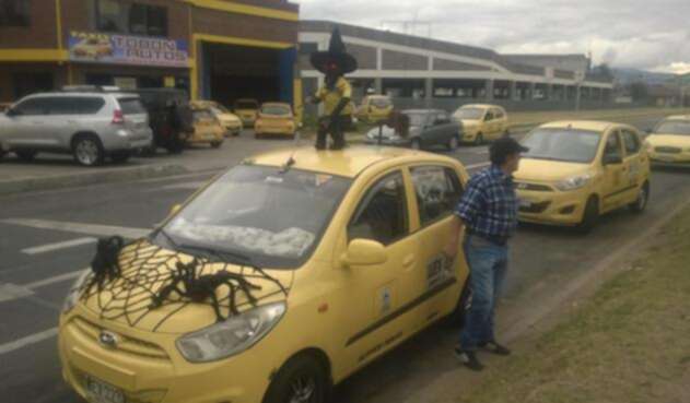 TaxisBogotaReferenciaFOTOLAFMRCN1.jpg