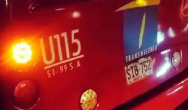 Transmileniollantaslafm.jpg