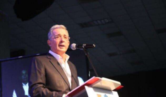 Uribe-cuenta-OFICIAL.jpg