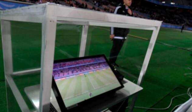 VAR.jpg
