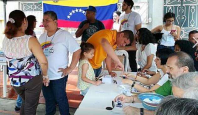 Venezolanos-en-Bucaramanga-LA-FM-RCN-RADIO.jpg