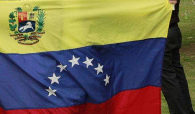 Venezuela-Bandera-Colprensa.jpg