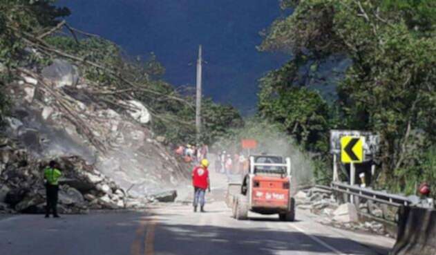 Via-Bogotá-Villavicencio-Gestion-del-Riesgo-Cundinamarca-LA-FM.jpg