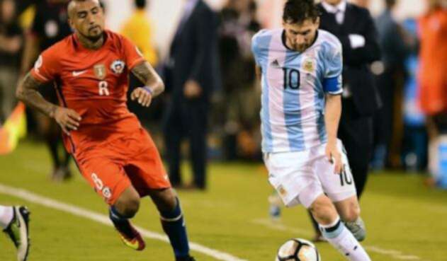 Vidal-y-Messi-AFP.jpg