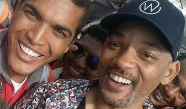 WillSmithconFansCartagenaNoticiasRCN1.jpg