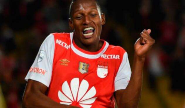 YerryMina-SantaFe-1.jpg