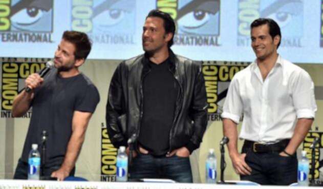 Zack-Snyder-Ben-Affleck-y-Henry-Cavill-AFP.jpg