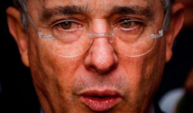 alvarouribe.jpg