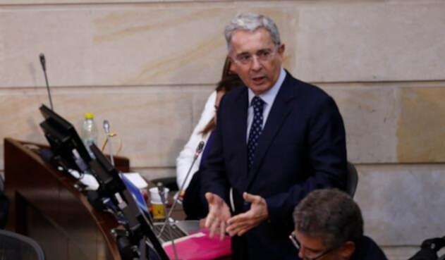 alvarouribeeivanduque.jpg