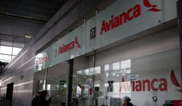aviancacolprensavueloslafm.jpg