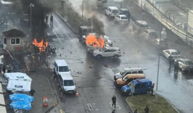 carro-bomba-turquía.jpg