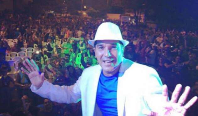 checoacosta111.jpg