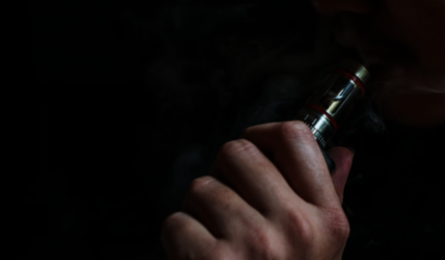 cigarrillo-electrónico-Ingimage.png