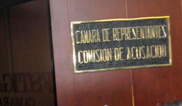 comisiondeacusacionescolprensa.jpg