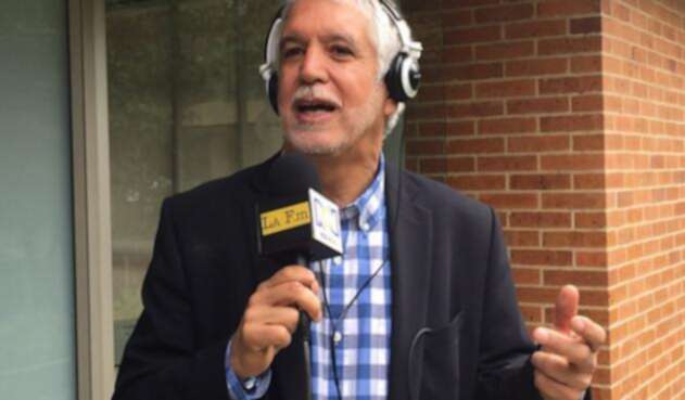 enriquepenalosalafm.jpg