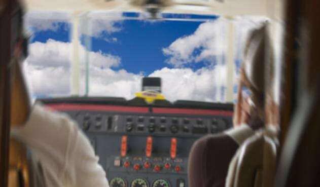 esposadepiloto.jpg