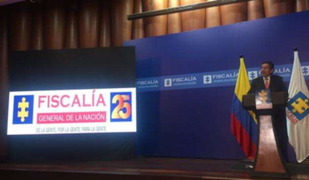 fiscalmartinezfiscaliaoficialtwitterLAFM1.jpg