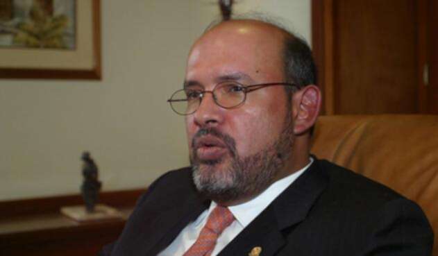 franciscojavierricaurtecolprensa.jpg