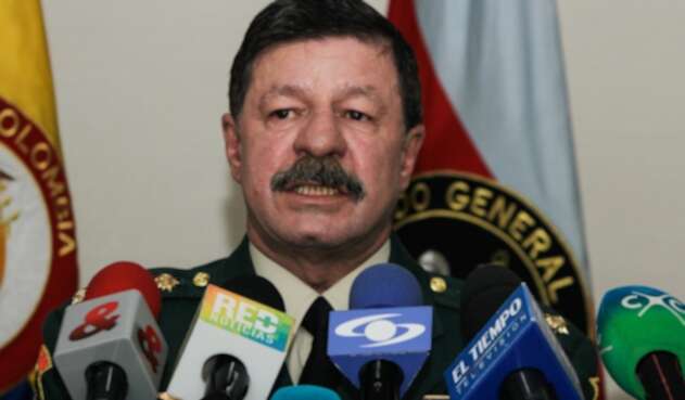generaljavierflorezenlafm.jpg