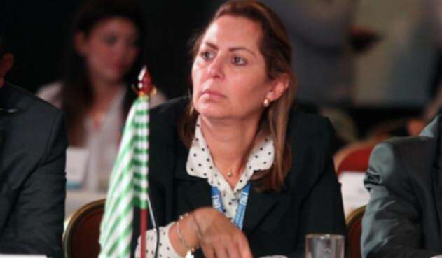 gobernadoraMarcelaAmayacolprensalafm1.jpg