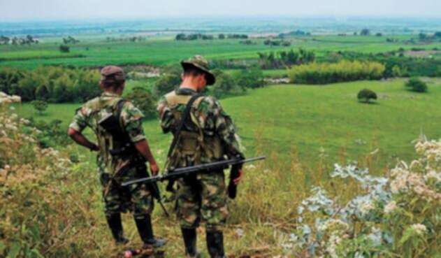 guerrilleros-farc-foto-afp_lrzima20130222_0002_3_1470744233_1470796828_1470972262.jpg