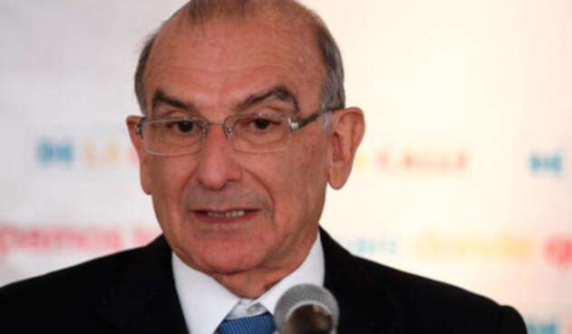 humbertodelacallecolprensalafm.jpg