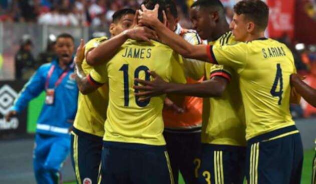 jamesgol1.jpg