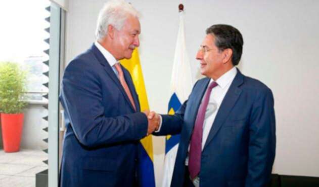 jorgefernandoperdomoynestorhumbertomartinezfotodimayor-1.jpg