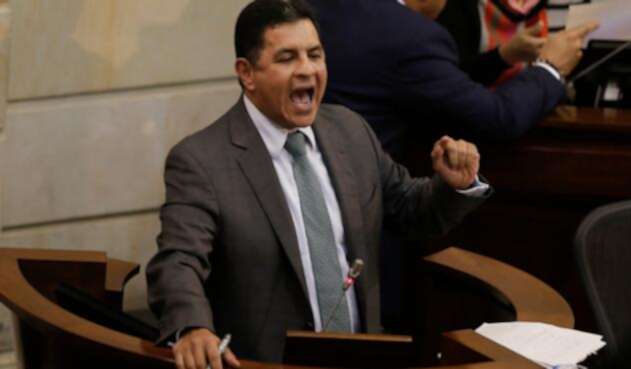 jorgeivanospinacolprensa.jpg