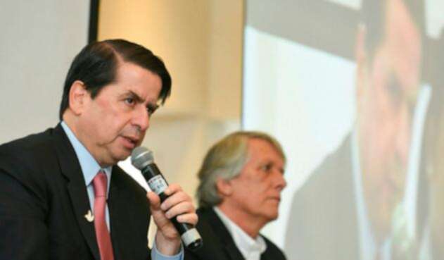 juanfernandocristoministrodelinterior.jpg