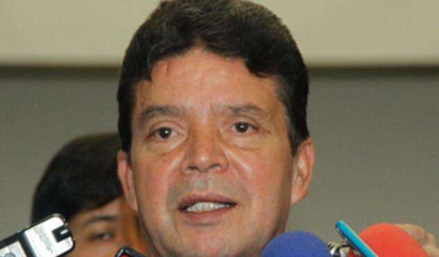 juliorobertogomezcolprensa.jpg