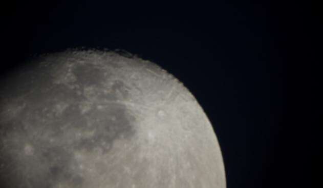 lalunarefingimagelafm1.jpg