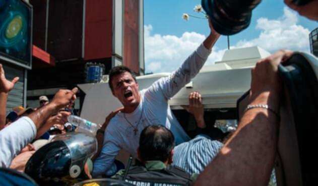 leopoldolopezcolprensa.jpg