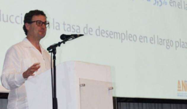 luisfernandoandradeanicolpresareflafm1.jpg