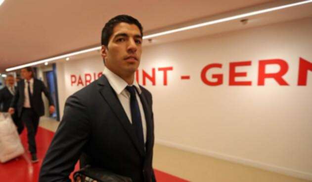 luissuarez1ofi1.jpg