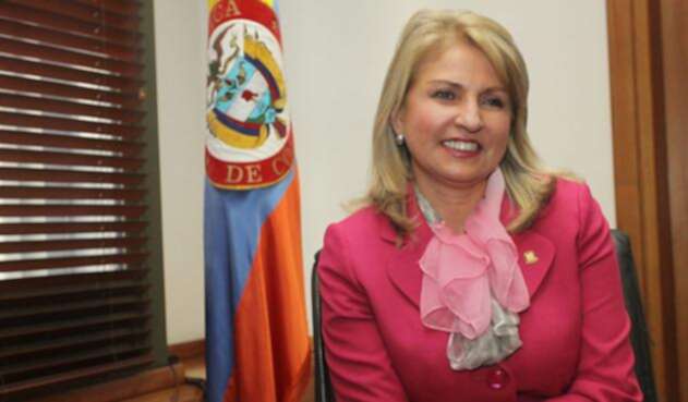mariaclaudiarojascolprensa.jpg