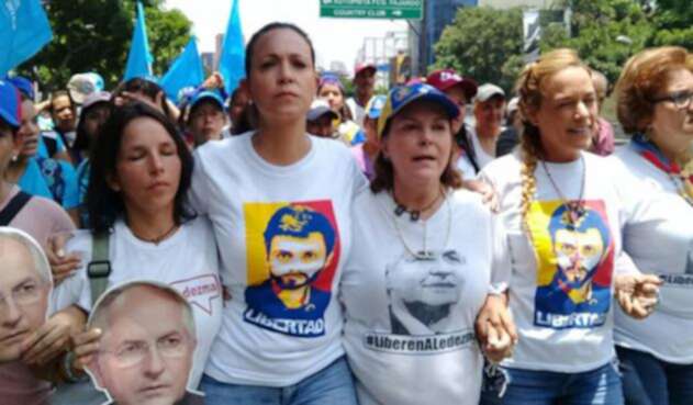 mariacorinamachado111.jpg