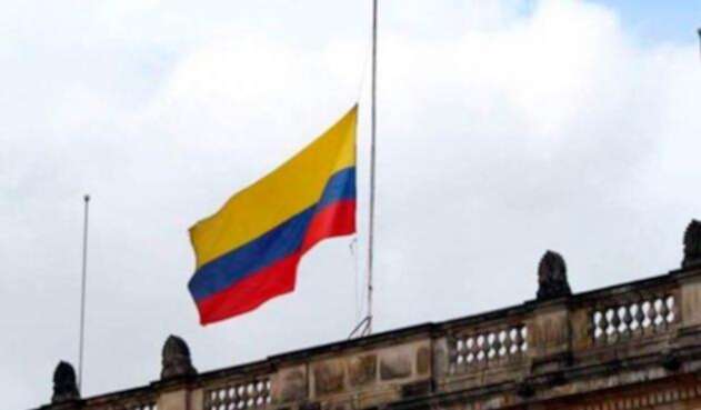 mariafernandacabalbandera.jpg