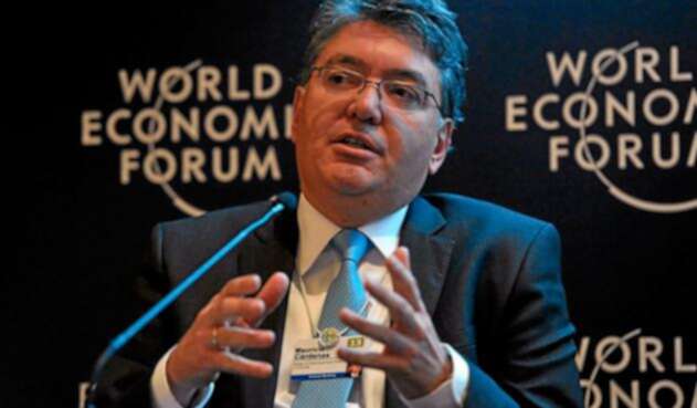 mauriciocardenasdavos.jpg